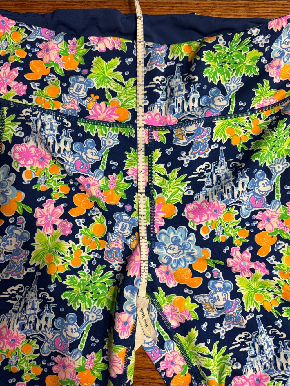 XL Lilly Pulitzer x Disney Luxletic Leggings - Picture 5 of 9